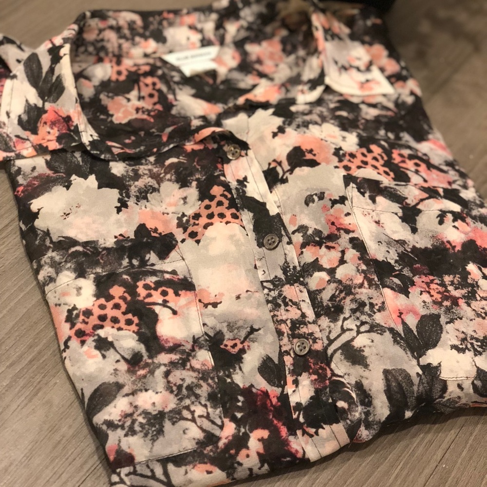 Club Monaco Button Down Shirt
